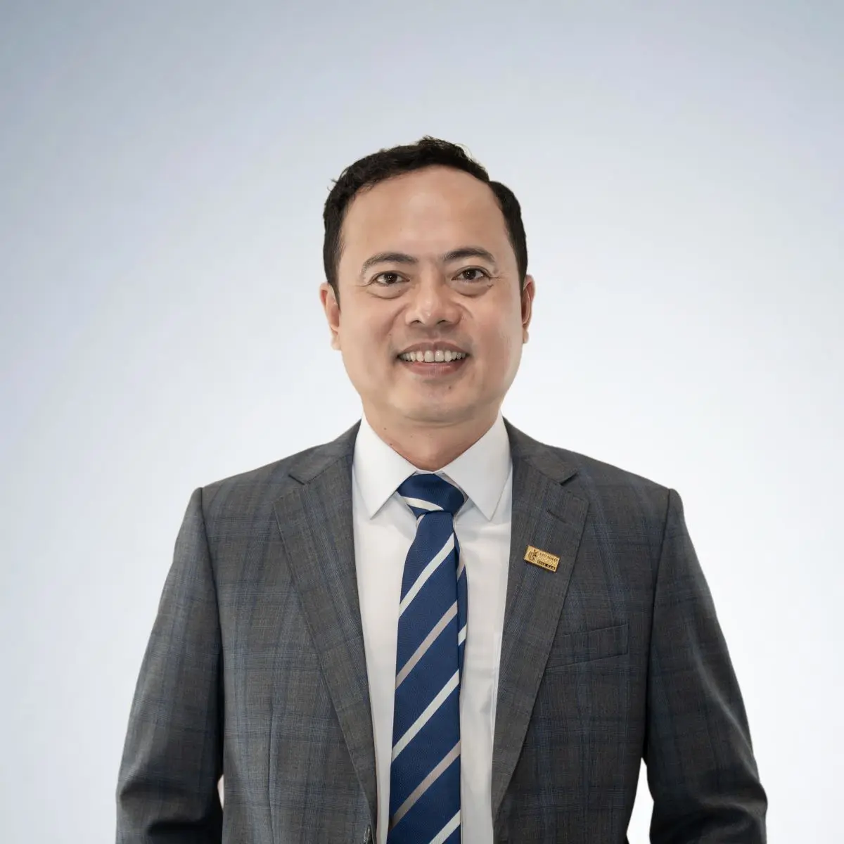 ÔNG HUỲNH THANH VẠN