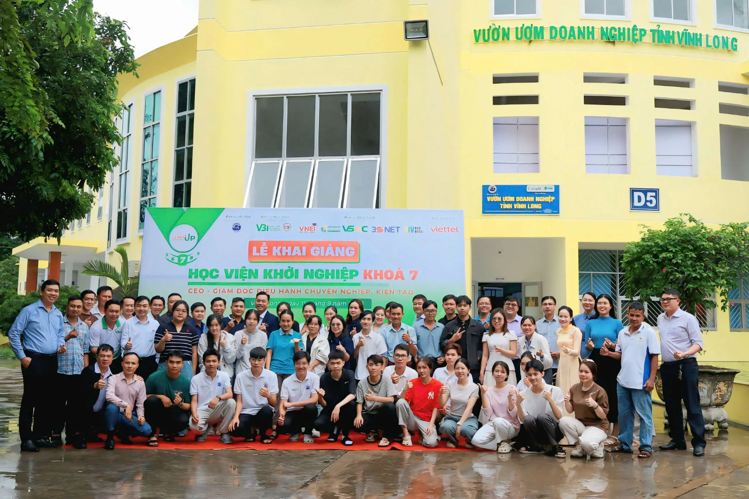 CHƯƠNG TRÌNH HỌC VIỆN KHỞI NGHIỆP khoá 7 CHÍNH THỨC KHAI GIẢNG