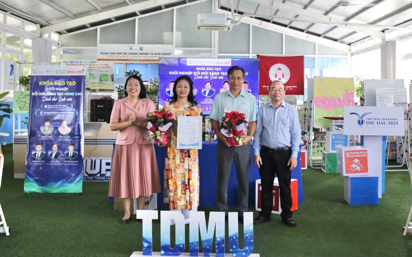 Khai giảng Khóa đào tạo Khởi nghiệp đổi mới sáng tạo nâng cao dành cho sinh viên Trường Đại học Thủ Dầu Một